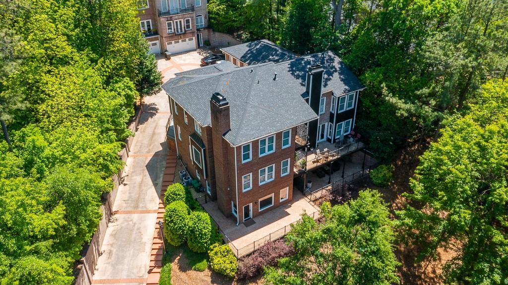 1292 Lenox Park Blvd NE in Atlanta, GA - Foto de edificio
