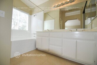 26719 Colt Dr in Corona, CA - Foto de edificio - Building Photo