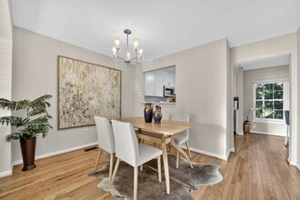 3932 Burns Pl SE in Washington, DC - Foto de edificio - Building Photo