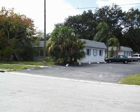 783 San Christopher Dr in Dunedin, FL - Building Photo