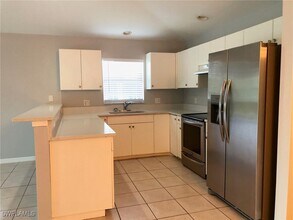5568 Judith Rd in Bokeelia, FL - Foto de edificio - Building Photo
