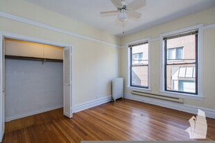 1220 N Dearborn St in Chicago, IL - Building Photo
