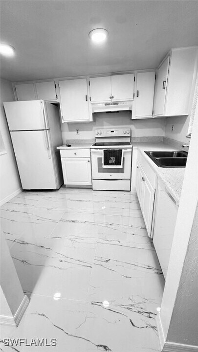 28151 Pine Haven Way in Bonita Springs, FL - Building Photo