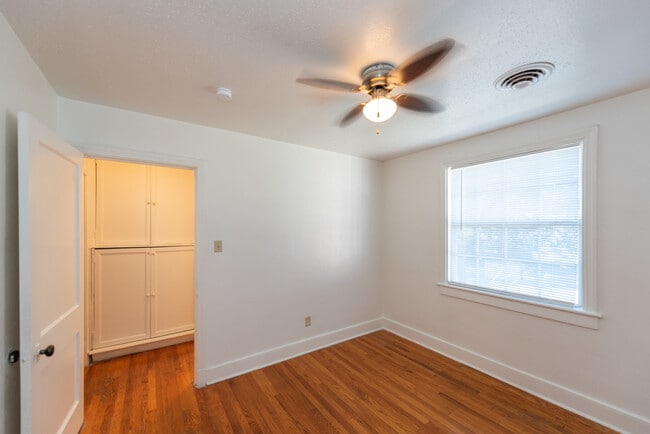 3809 McGuire Dr in Richmond, VA - Foto de edificio - Building Photo