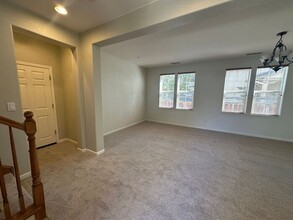6907 Sacred Cir in Sparks, NV - Building Photo - Building Photo