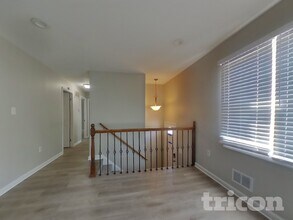 7700 Mane Ln in District Heights, MD - Foto de edificio - Building Photo