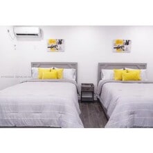 1352 NW 52nd St in Miami, FL - Building Photo - Building Photo