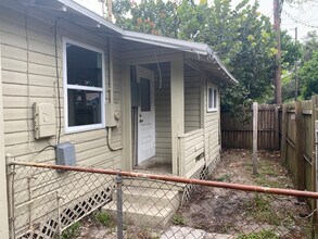 3610 17th Ave S in St. Petersburg, FL - Building Photo - Building Photo