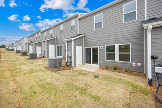 5123 Brailey Cir in Kannapolis, NC - Building Photo - Building Photo