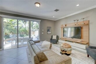 1109 NE 16th Ave in Fort Lauderdale, FL - Building Photo - Building Photo