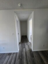 12711 Torch St in Baldwin Park, CA - Foto de edificio - Building Photo