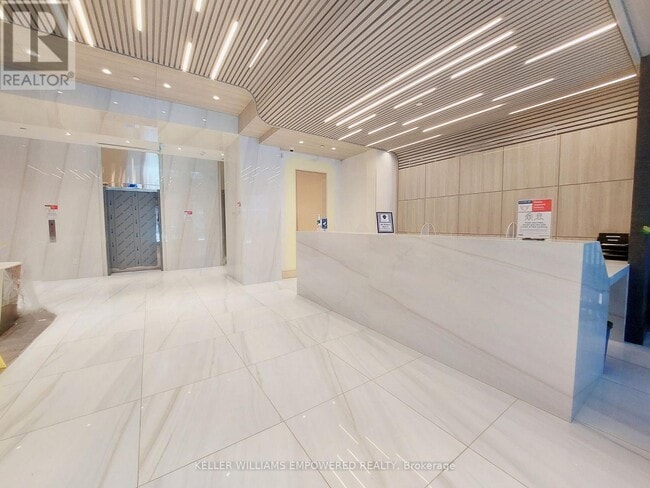 75 Canterbury Pl in Toronto, ON - Building Photo - Building Photo