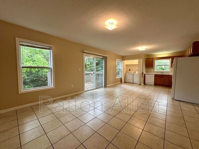 8 Zell Ln in Weaverville, NC - Building Photo - Building Photo