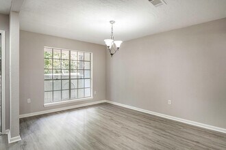 1702 Athens Dr in New Caney, TX - Building Photo - Building Photo