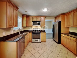 2380 Winthrope Way Dr in Alpharetta, GA - Building Photo - Building Photo
