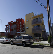 Fiesta House Senior Housing in Reseda, CA - Building Photo - Building Photo