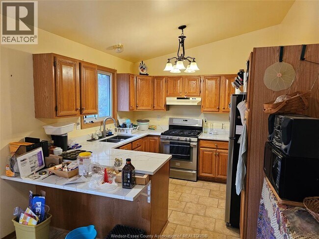 2152 Amy Lynn Park Dr in Windsor, ON - Building Photo - Building Photo