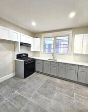 1051 Hunterdon St, Unit 2 in Newark, NJ - Building Photo - Building Photo