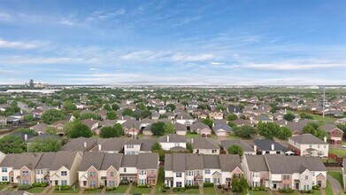 5652 Giddyup Ln in Fort Worth, TX - Building Photo - Building Photo