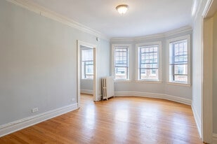 1000 - 1010 North Blvd in Oak Park, IL - Building Photo