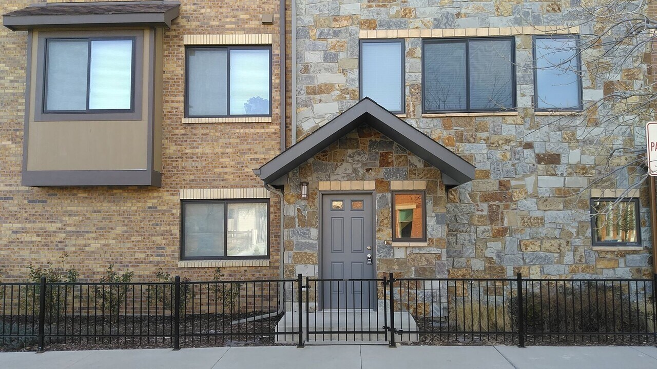 214 Willow St in Fort Collins, CO - Building Photo