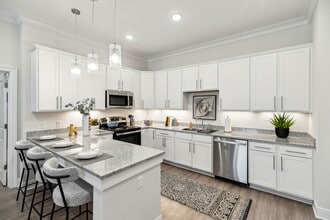 Alluvia Apartments in Kenner, LA - Foto de edificio - Building Photo