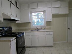 5595 Edith St in Austell, GA - Building Photo - Building Photo