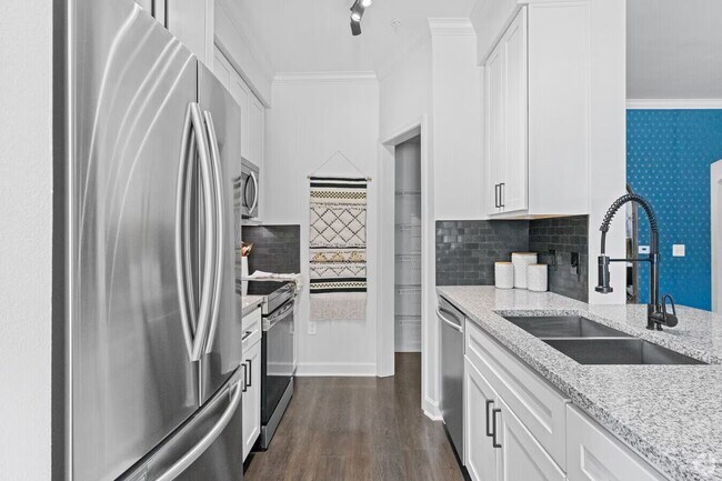 9389 Huffmeister Rd in Houston, TX - Building Photo - Building Photo