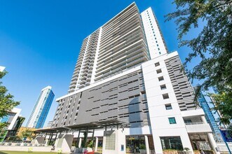 222 West Ave, Unit 1306 in Austin, TX - Building Photo - Building Photo