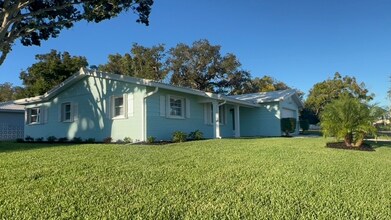 11198 58th Ave in Seminole, FL - Building Photo - Building Photo