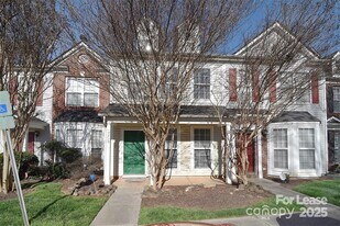 8829 Gerren Ct in Charlotte, NC - Building Photo