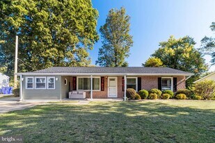 314 Rivermont Dr in Waldorf, MD - Building Photo