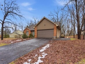 4495 Maybee Rd in Lake Orion, MI - Building Photo - Building Photo