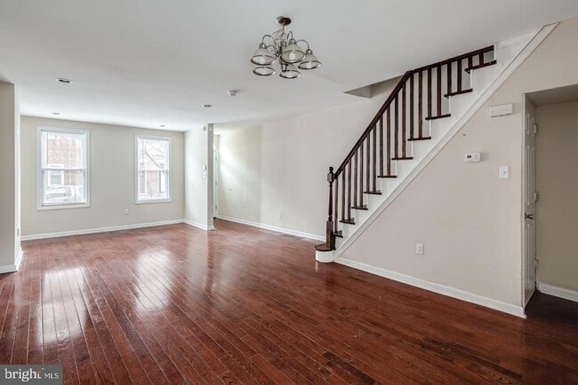 property at 1923 Carpenter St