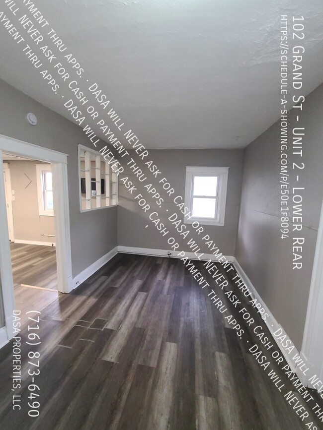 102 Grand St in Lockport, NY - Building Photo - Building Photo