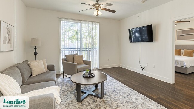 7373 Valley View Ln in Dallas, TX - Building Photo - Building Photo