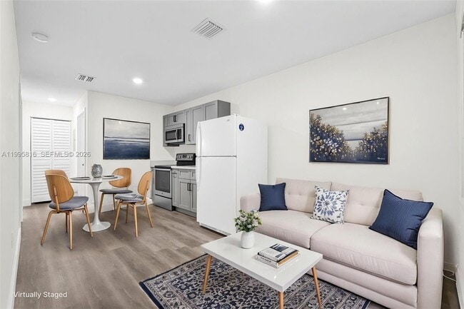 property at 1730 Acapulco Dr