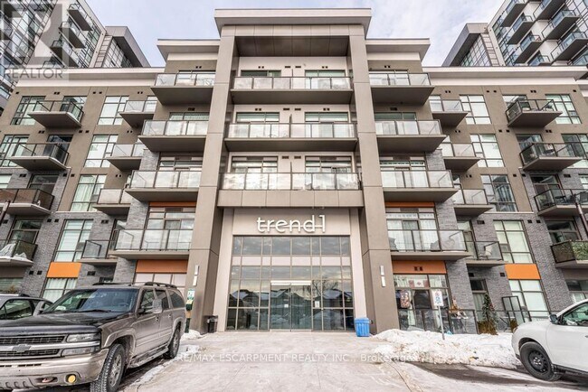 450 Dundas St E in Hamilton, ON - Building Photo - Building Photo