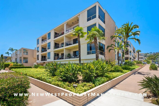 2915 Lawrence St in San Diego, CA - Building Photo - Building Photo