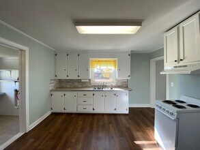 3251 Harper Rd in Clemmons, NC - Building Photo - Building Photo
