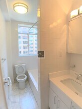 5 AVENUE in New York, NY - Building Photo - Building Photo