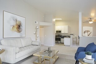 Sedona at Lone Mountain