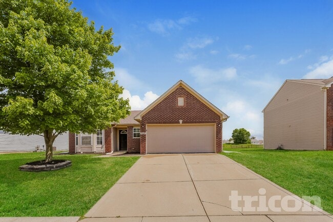 5353 Shamus Dr
