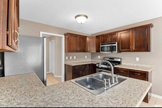 10013 Brompton Ct in Peoria, IL - Foto de edificio - Building Photo