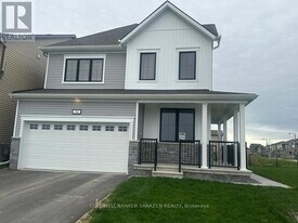 50 Green Ash Ave in Ottawa, ON - Building Photo