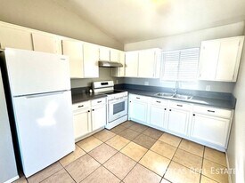 465 W Ivyglen St in Mesa, AZ - Building Photo