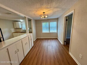 4522 Wheeler Ave in Jacksonville, FL - Building Photo - Building Photo