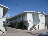 5832 Orange Ave in Long Beach, CA - Foto de edificio - Building Photo