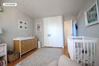 401 2nd Ave in New York, NY - Building Photo - Building Photo