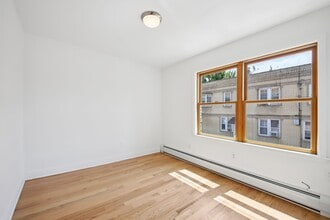 307 9th St in Fairview, NJ - Building Photo - Building Photo